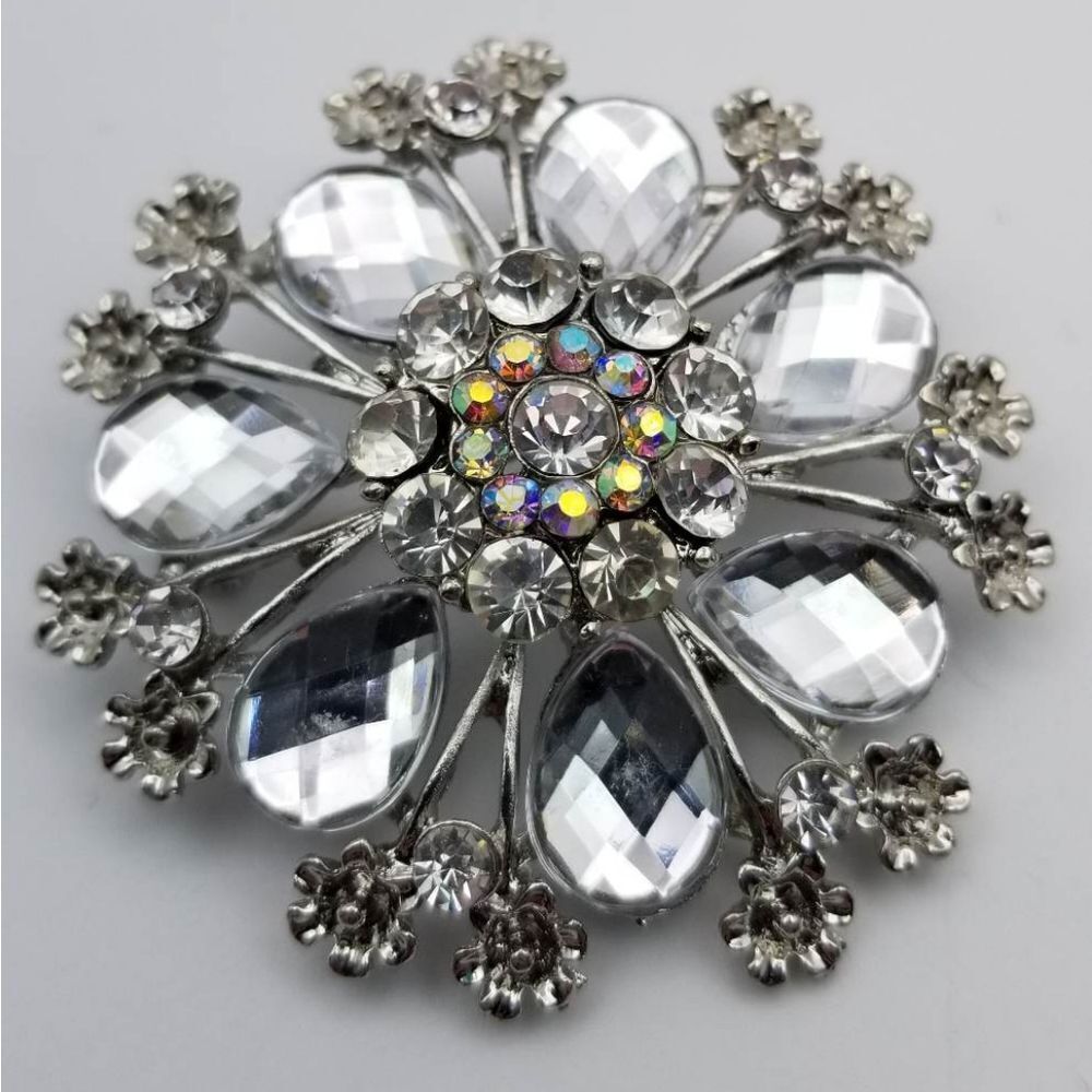 Juliana‎ Aurora borealis faceted crystal brooch unmarked